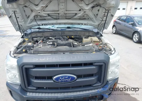 2014 Ford F-250 Xl z USA, uszkodzony, nr VIN 1FD7W2BT1EEB46915